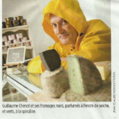 Guillaume Chenot et ses fromages noirs, parfumés à l'encre de seiche, et verts, à la spiruline, ses créations uniques en fromagerie.